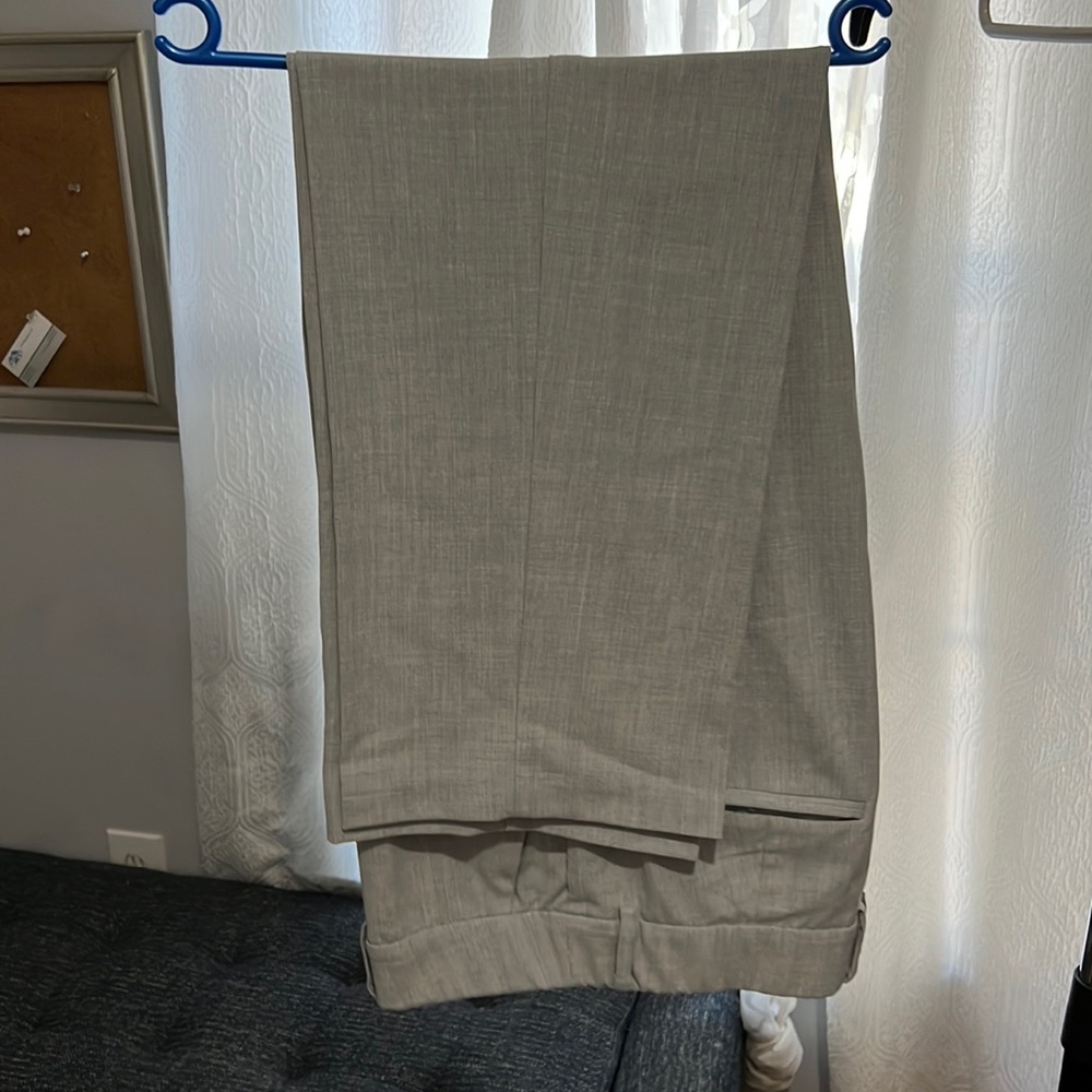 Dress pants/Trousers